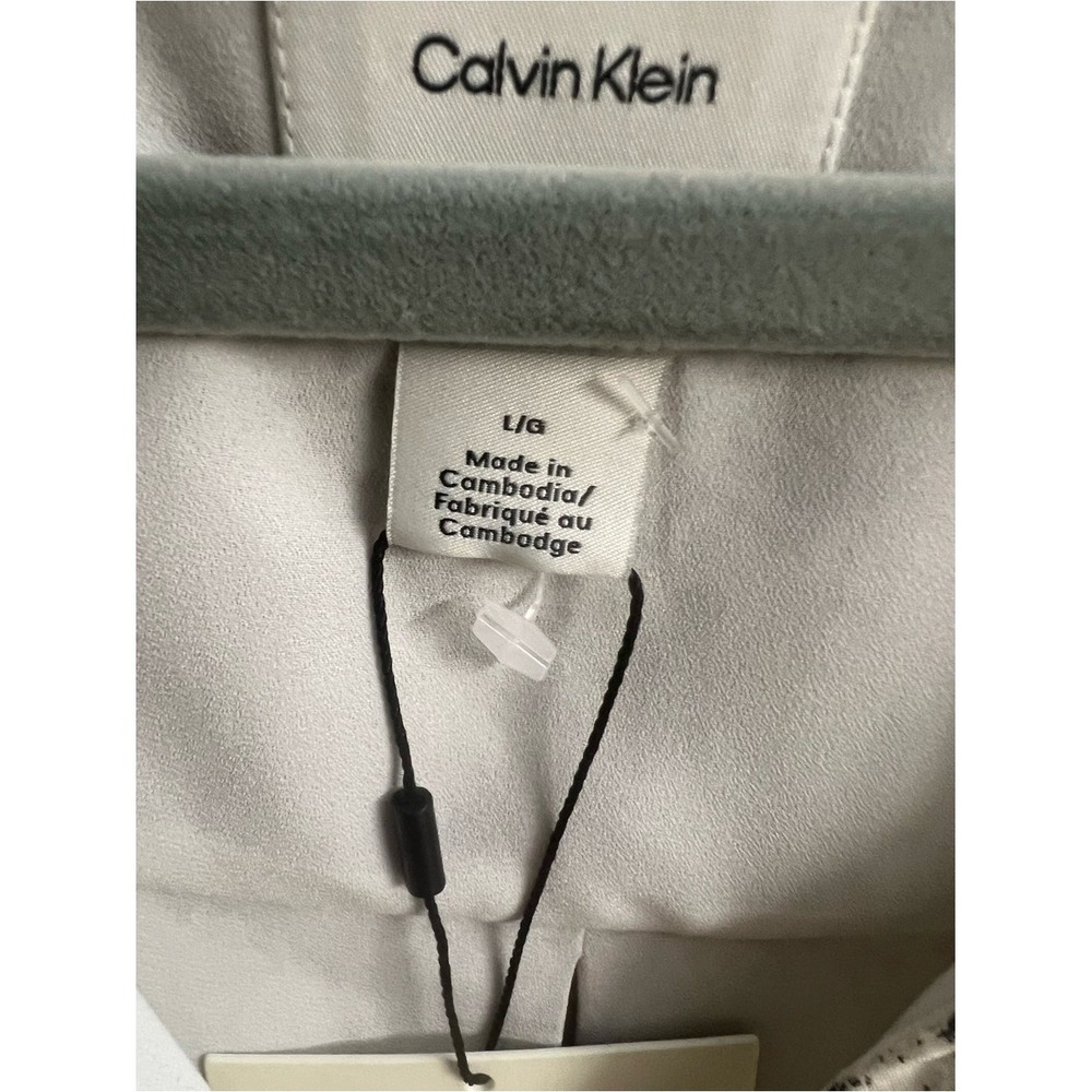 Calvin Klein Printed Surplice Blouse NWT Size Large - Picture 4 of 6